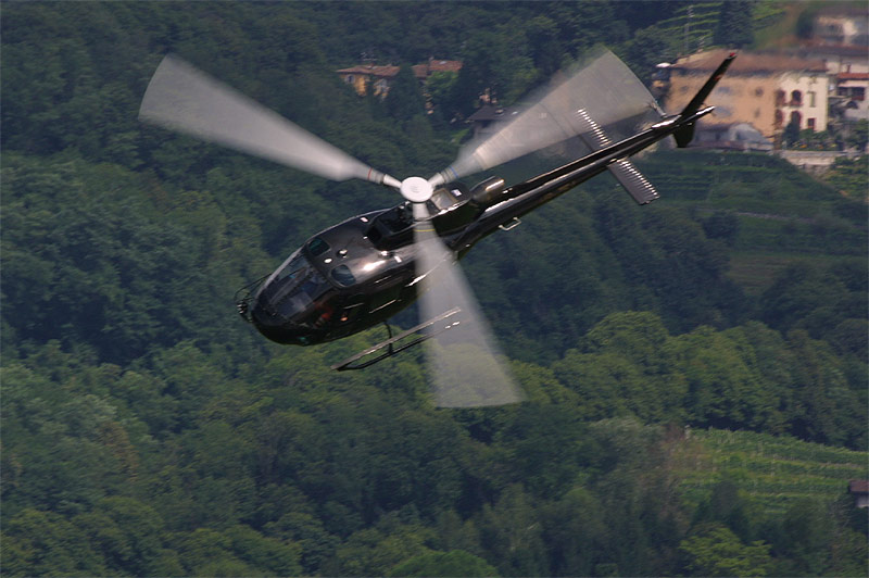 BlackHeli3.jpg