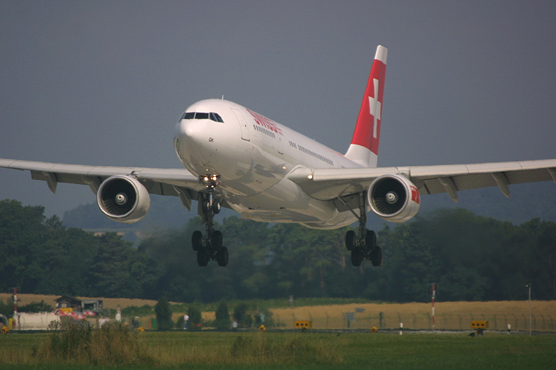 LX-A330Flare.jpg