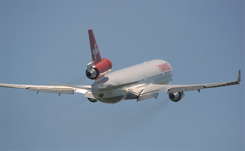 LX-MD11_Takeoff16-3.jpg
